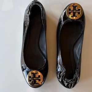 Tory Burch Black Patent Leather Flats with Gold Logo